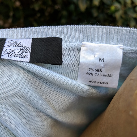 Baby blue Saks silk/cashmere shell - Picture 2 of 4